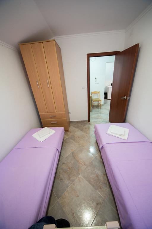 Apartments Pavicevic Tivat Quarto foto