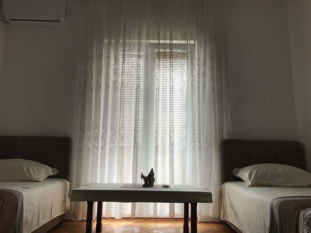 Apartments Pavicevic Tivat Exterior foto